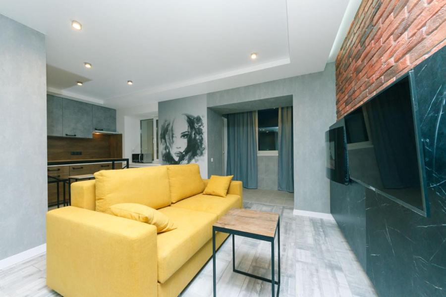 Hotrent City Deluxe Kiev Ngoại thất bức ảnh